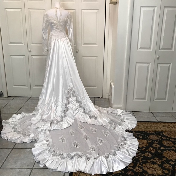 Handmade Dresses | Wedding Dress Long Sleeves Beaded Sequence Size Xxs | Color: White | Size: Xxs | Studi's Closet